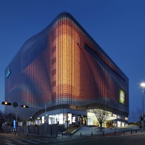 ZvF7GwWJ-Gallerie_Kim_Yong-kwan-1200x874